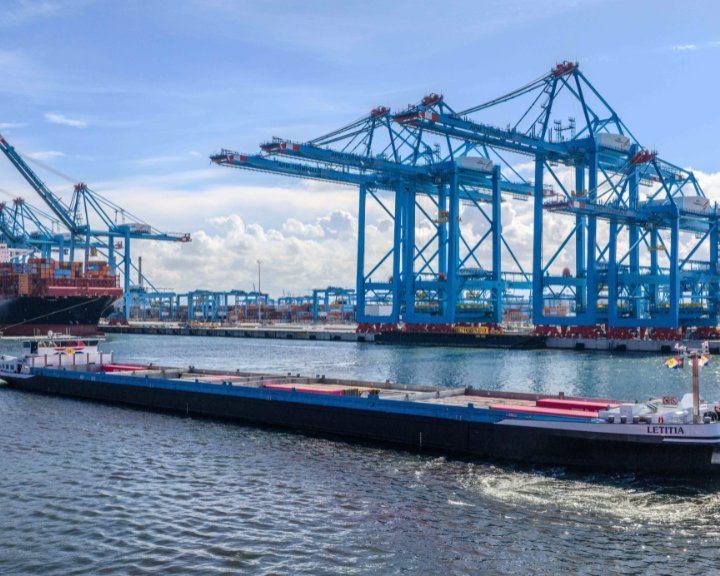 MAGPIE reaches milestone in autonomous shipping: inland vessel sails independently between Rotterdam terminals